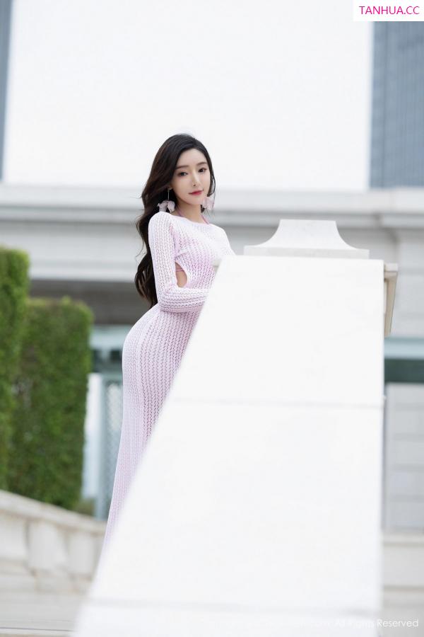 王馨瑶  [XiuRen]高清写真图 2024.02.02 No.8055 王馨瑶yanni 黑丝性感第6张图片